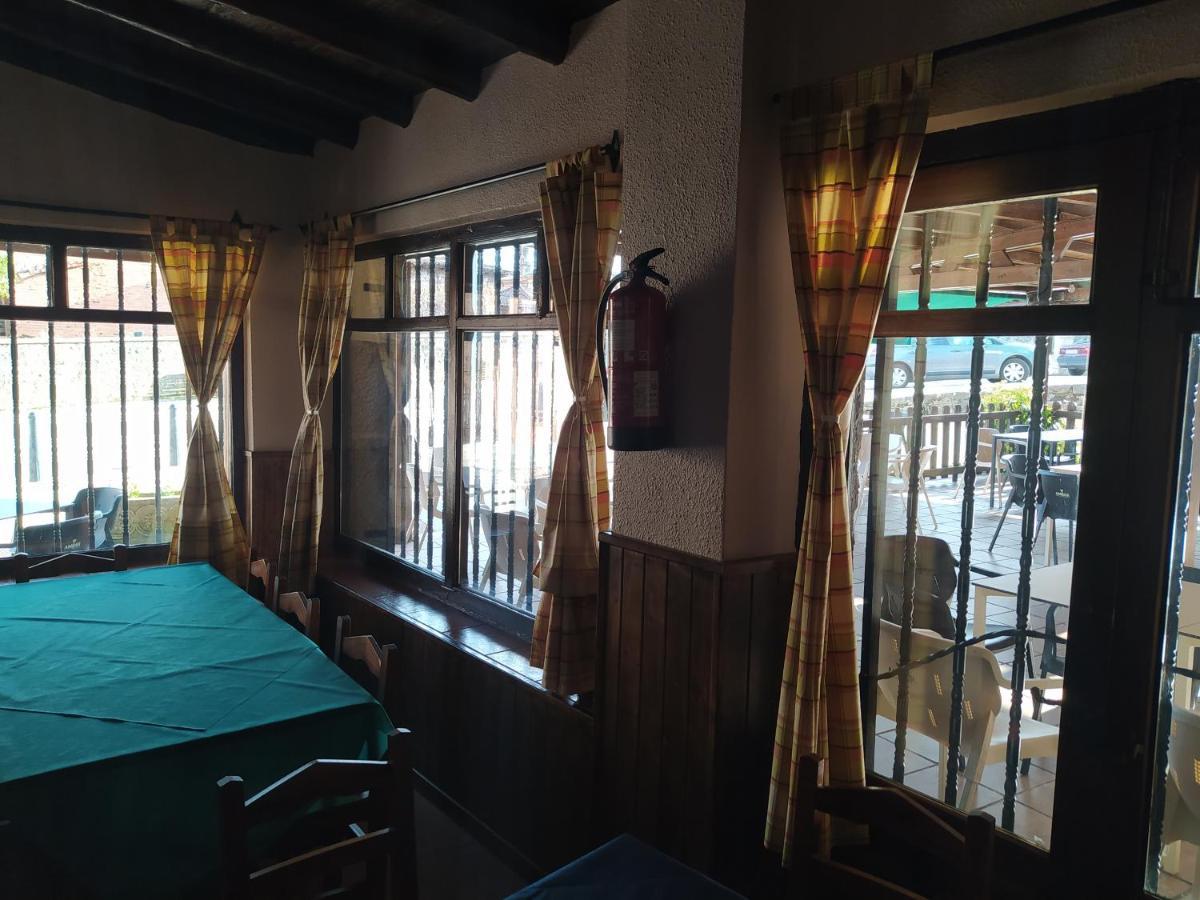 Hostal Urbion Vinuesa Kültér fotó