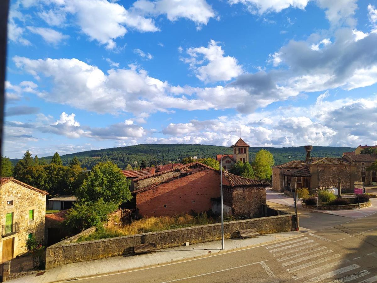 Hostal Urbion Vinuesa Kültér fotó